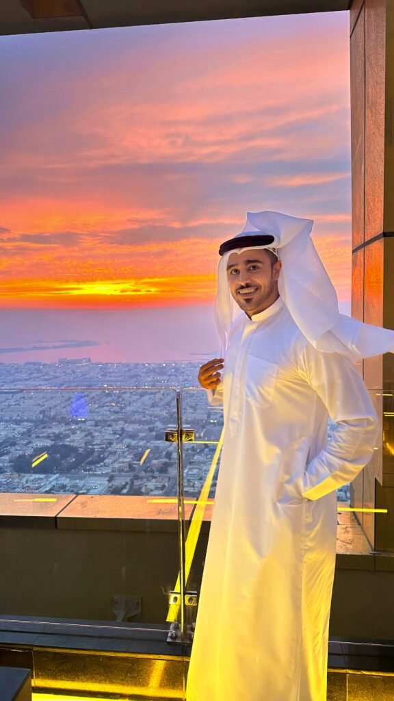Highest Views Restaurant & Lounge Gevora Hotel Dubai, coffee, dinner, prices, experience Hakoom Travels